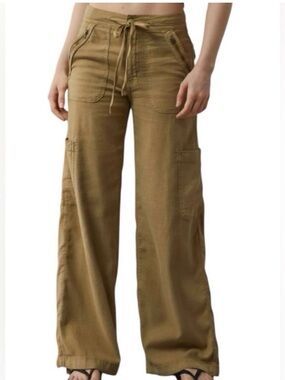 American Eagle Outfitters Dreamy Drape Baggy Wide-Leg Utility Pants in Khaki 4